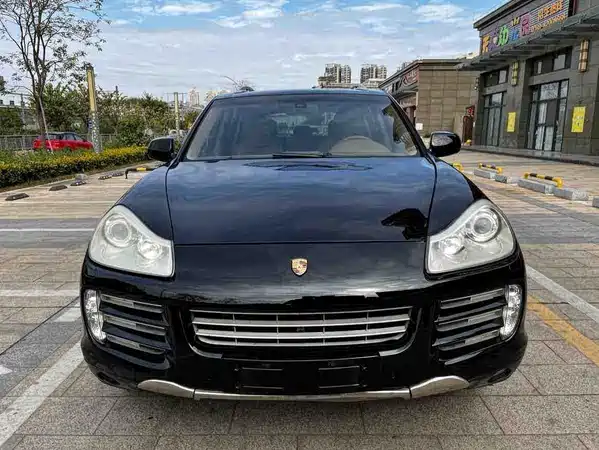 Porsche Cayenne 2010