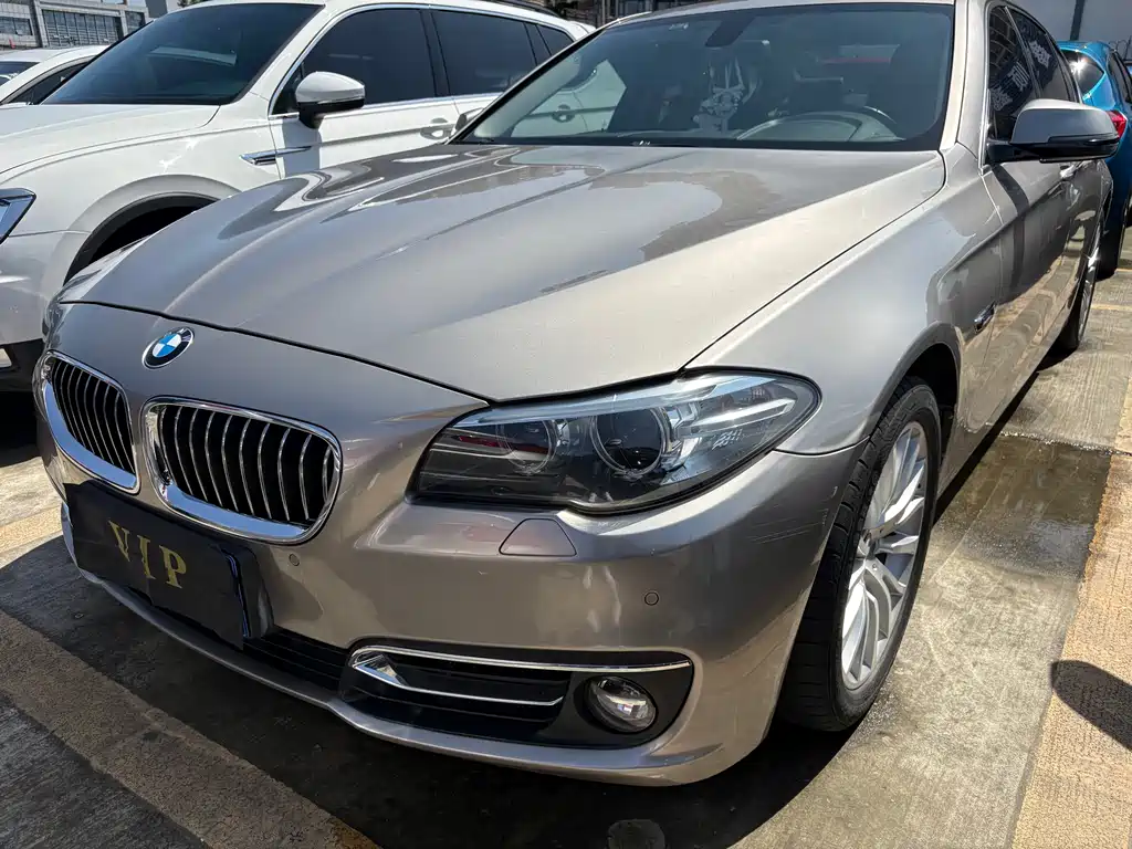 BMW 5 Series 2015 — фото 2