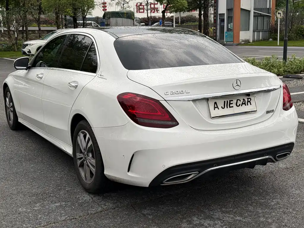 Mercedes-Benz C-Class 2021 — фото 13