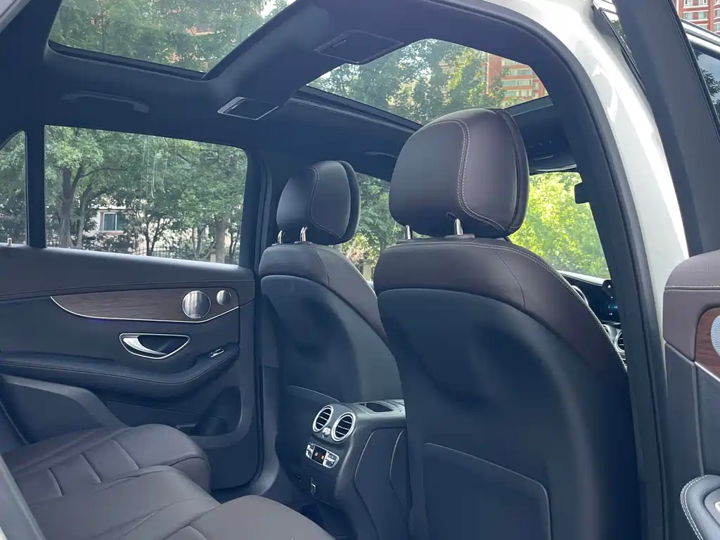 Mercedes-Benz GLC 2021 — фото 13
