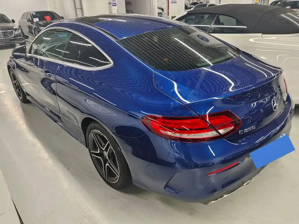 Mercedes-Benz C-Class 2021