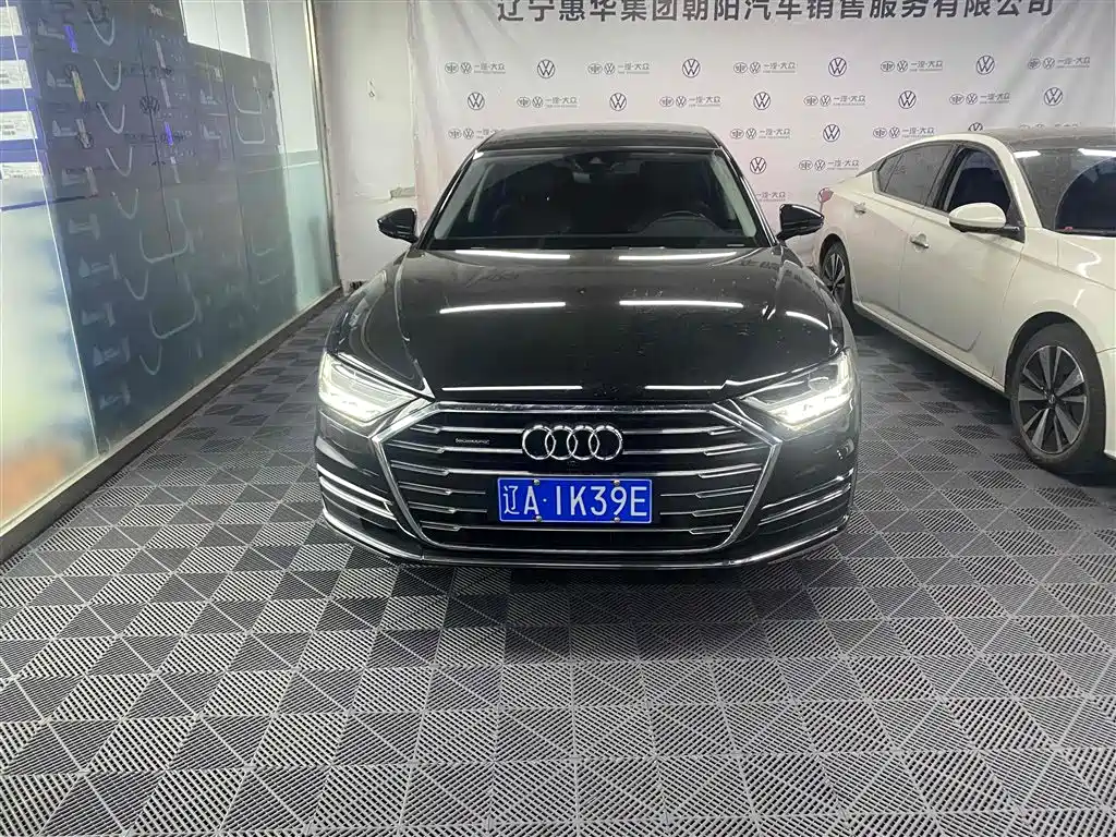 Audi A8 2020 — фото 2