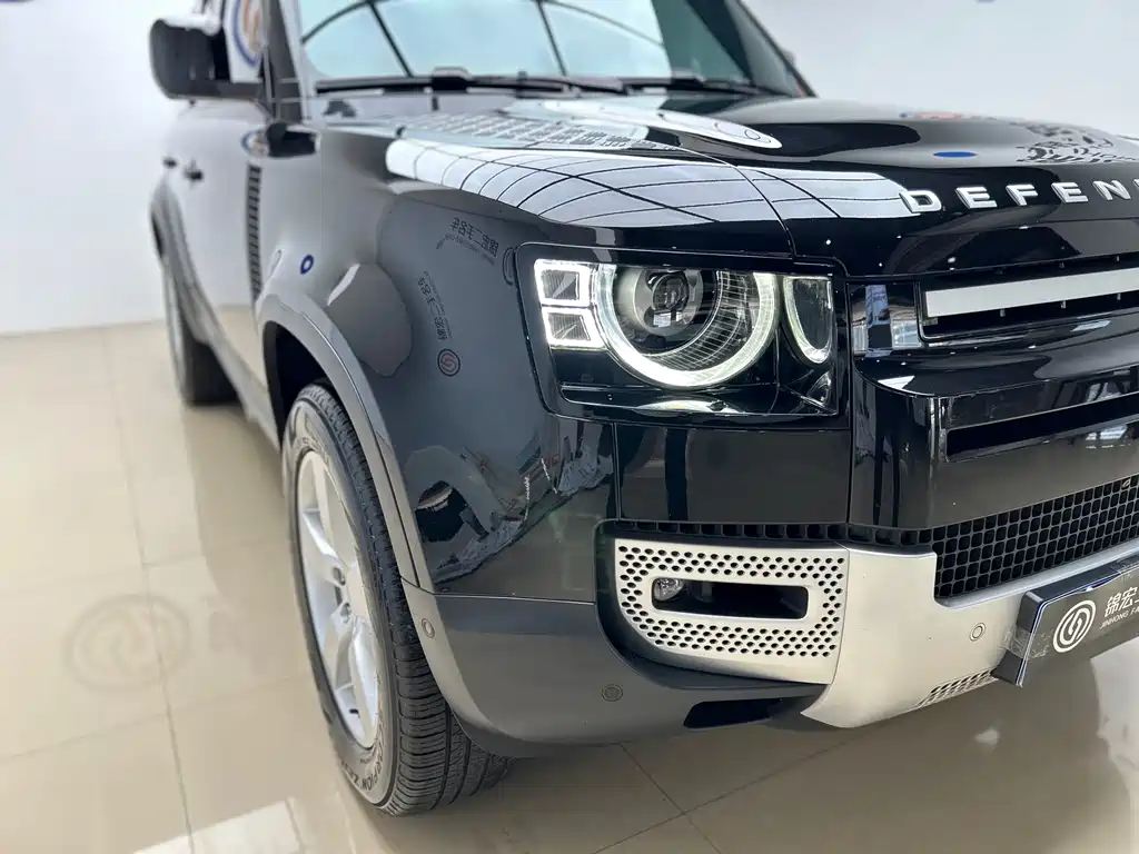 Land Rover Defender 2024 — фото 4