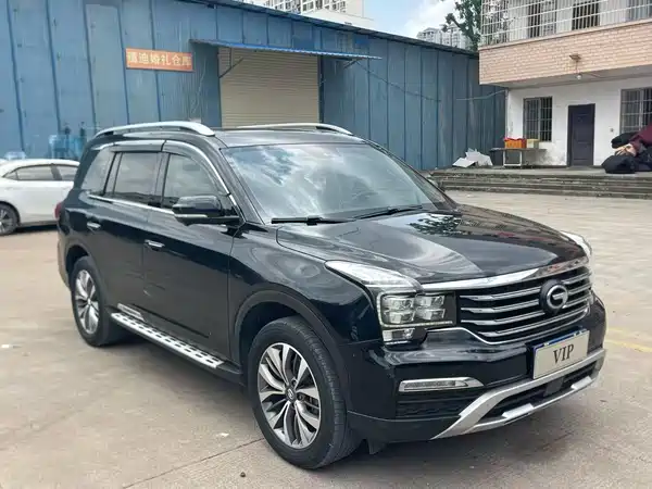 GAC Trumpchi GS8 2017