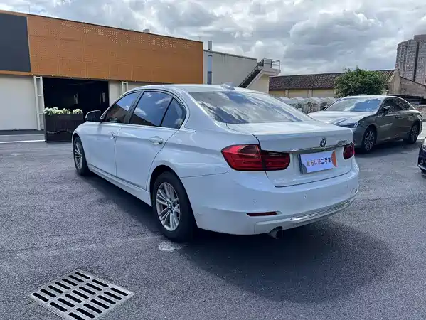 BMW 3 Series 2015