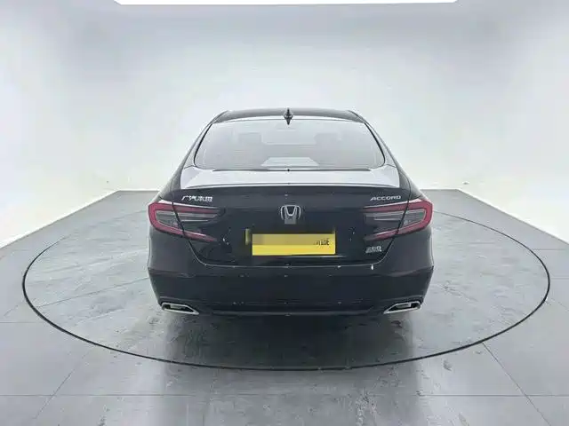 Honda Accord 2021 — фото 9