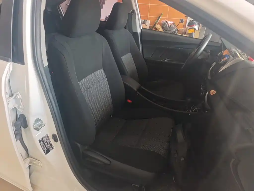 Toyota Vios 2019 — фото 25