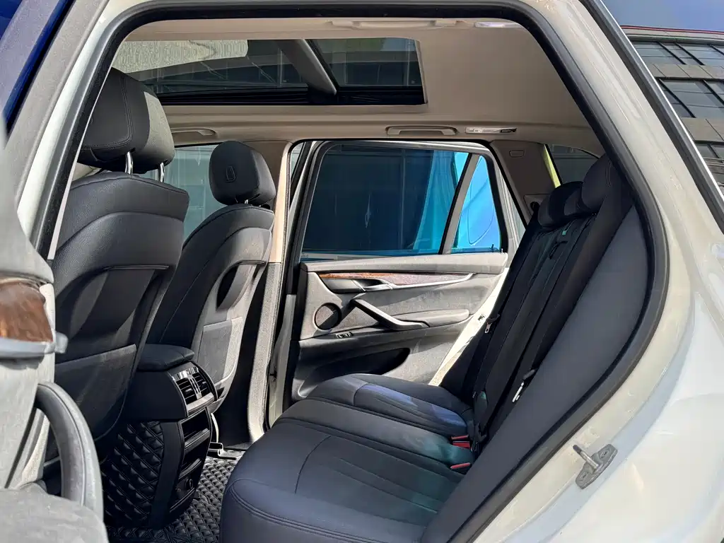 BMW X5 2015 — фото 10