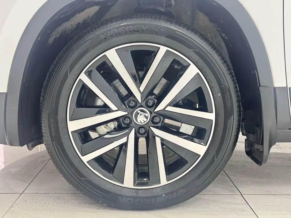 Skoda Kamiq 2023 — фото 16