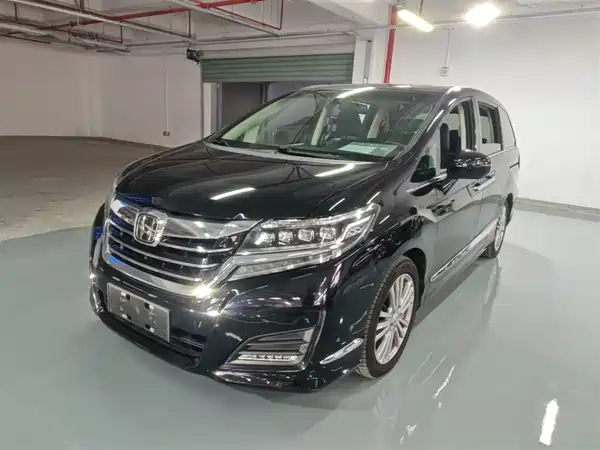 Honda Elysion 2016