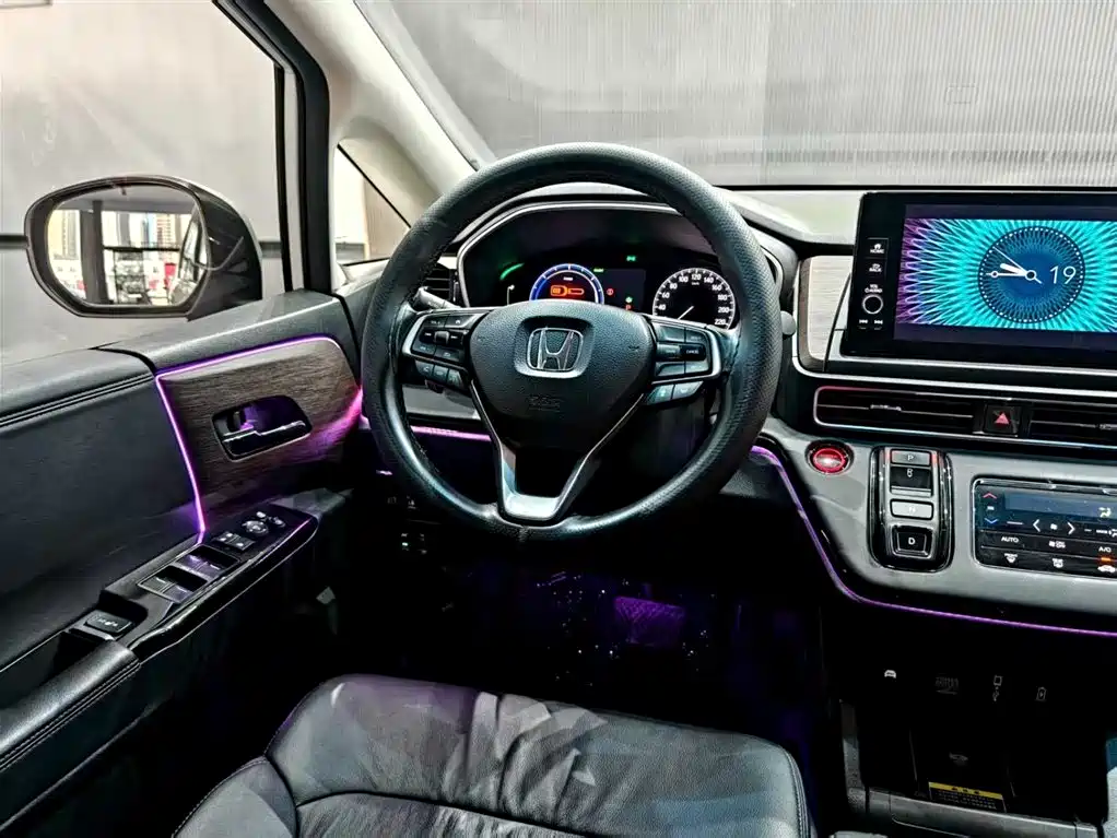 Honda Odyssey 2023 — фото 19