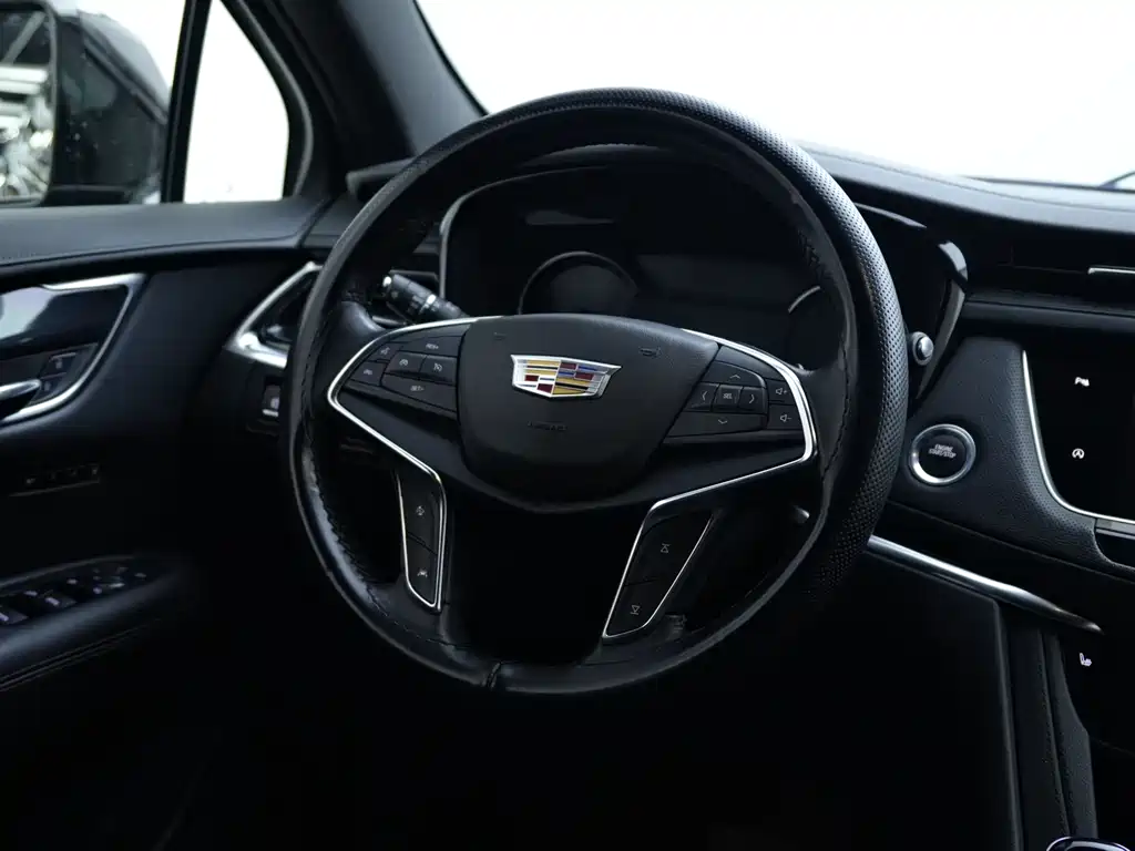Cadillac XT5 2022 — фото 13