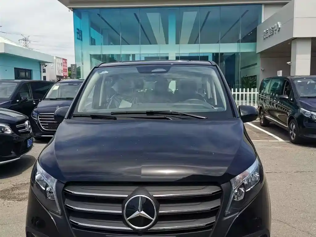 Mercedes-Benz Vito 2026