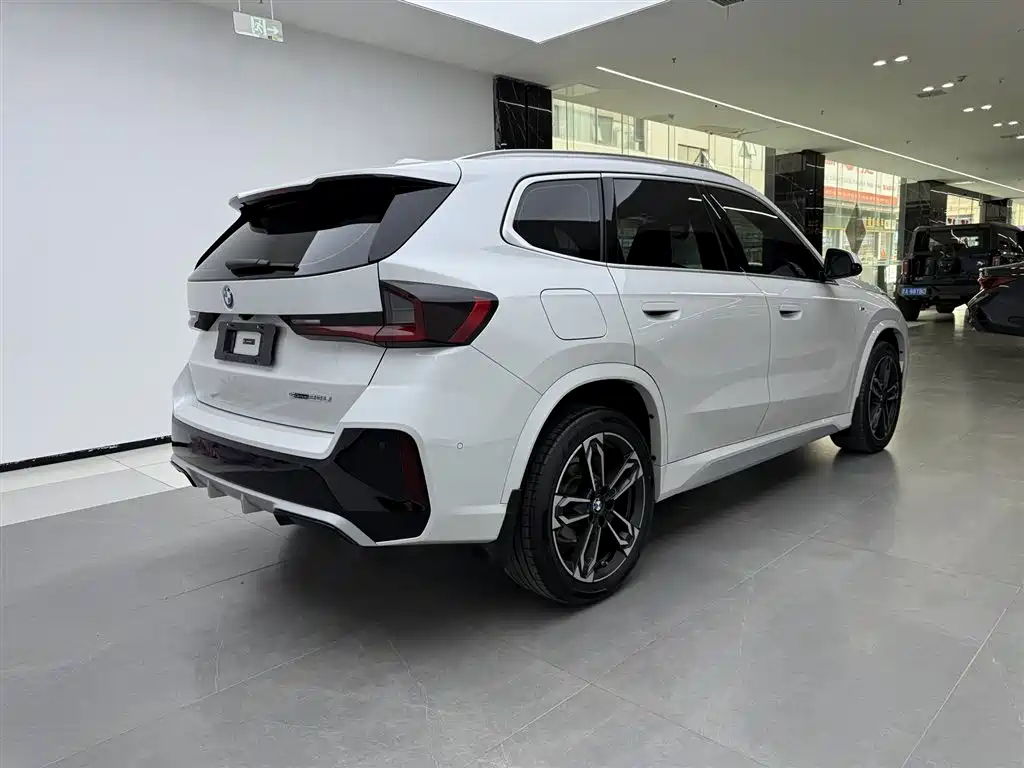 BMW X1 2024 — фото 5