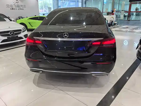 Mercedes-Benz E-Class 2021