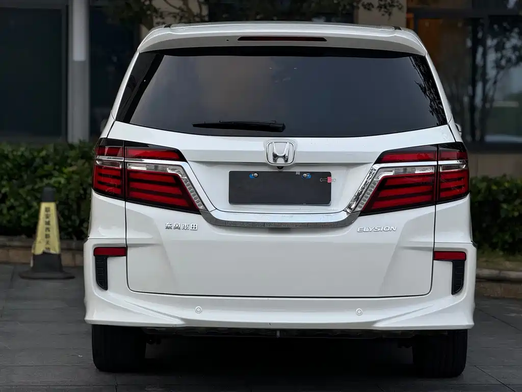 Honda Elysion 2019 — фото 12