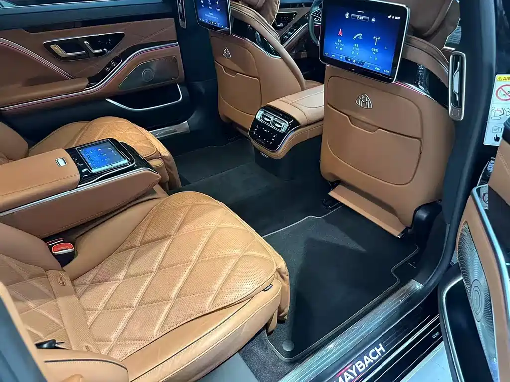 Mercedes-Benz Maybach S-Class 2023 — фото 11