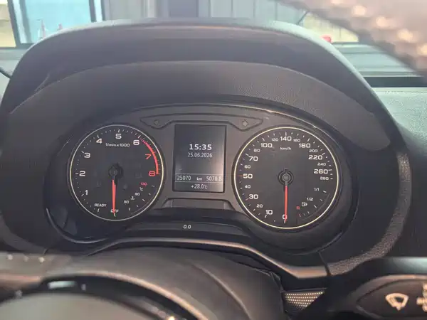 Audi Q2L 2022