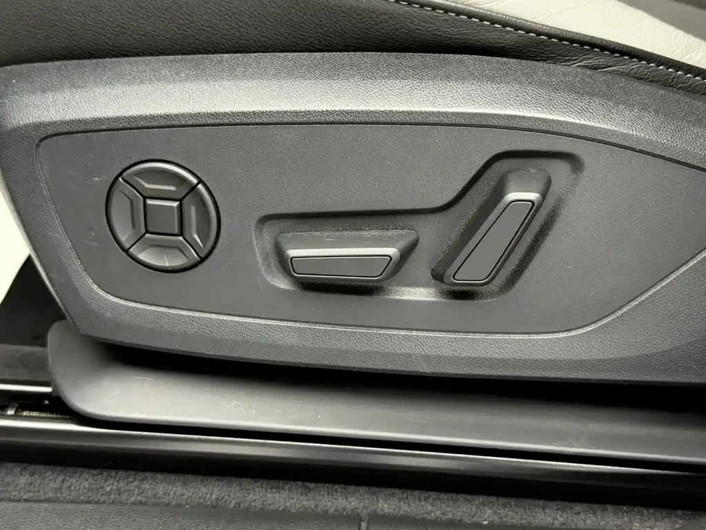 Audi Q3 2022 — фото 8