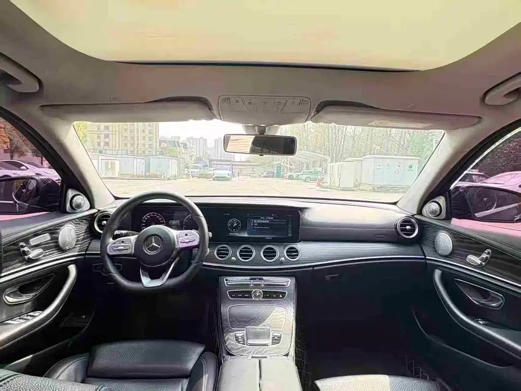 Mercedes-Benz E-Class 2019 — фото 5