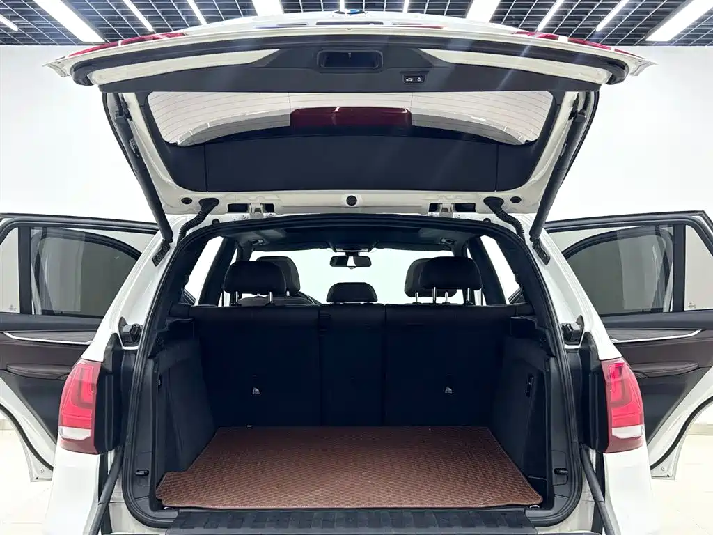 BMW X5 2015 — фото 22