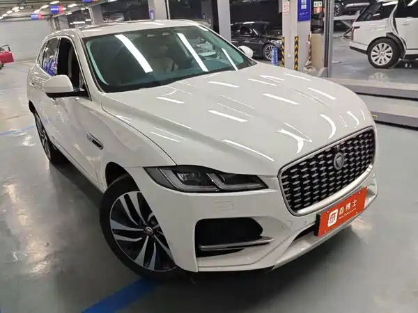 Jaguar F-PACE 2022