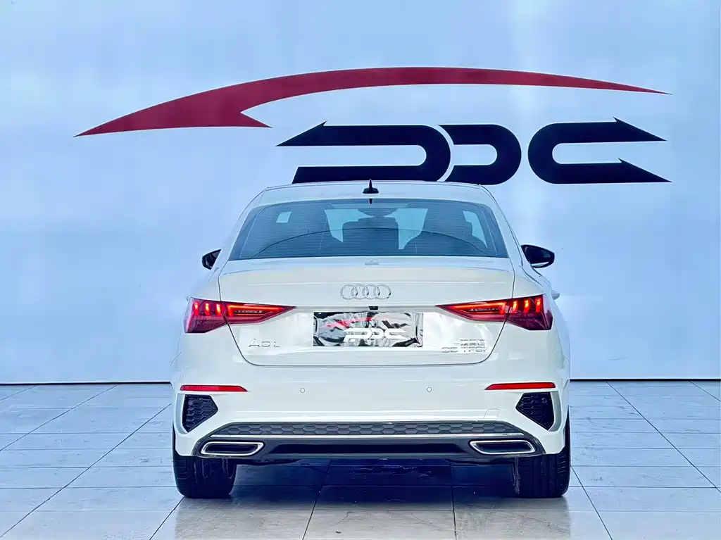 Audi A3 2022 — фото 18