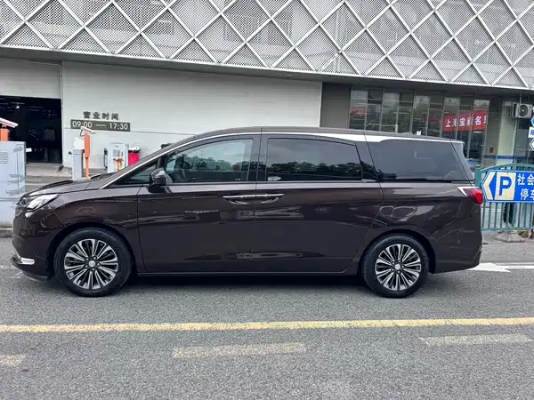 Buick GL8 2021