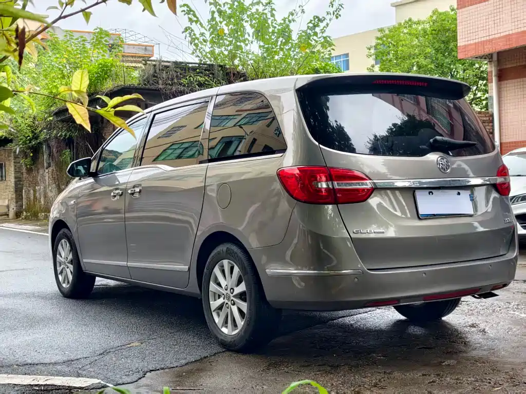 Buick GL8 2018