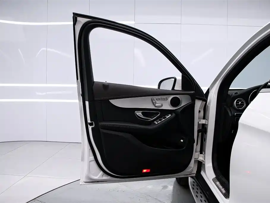 Mercedes-Benz GLC 2022 — фото 11