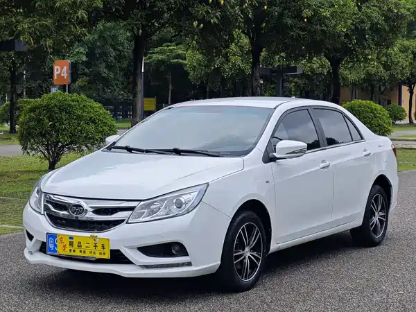 BYD Surui 2016
