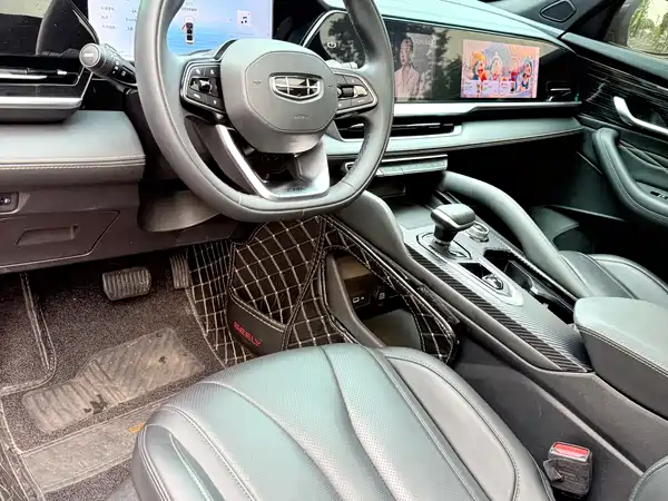 Geely Xingyue L 2024