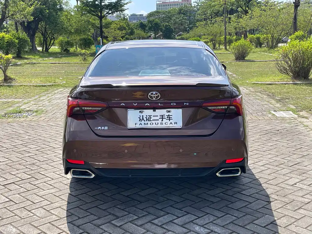 Toyota Avalon 2020