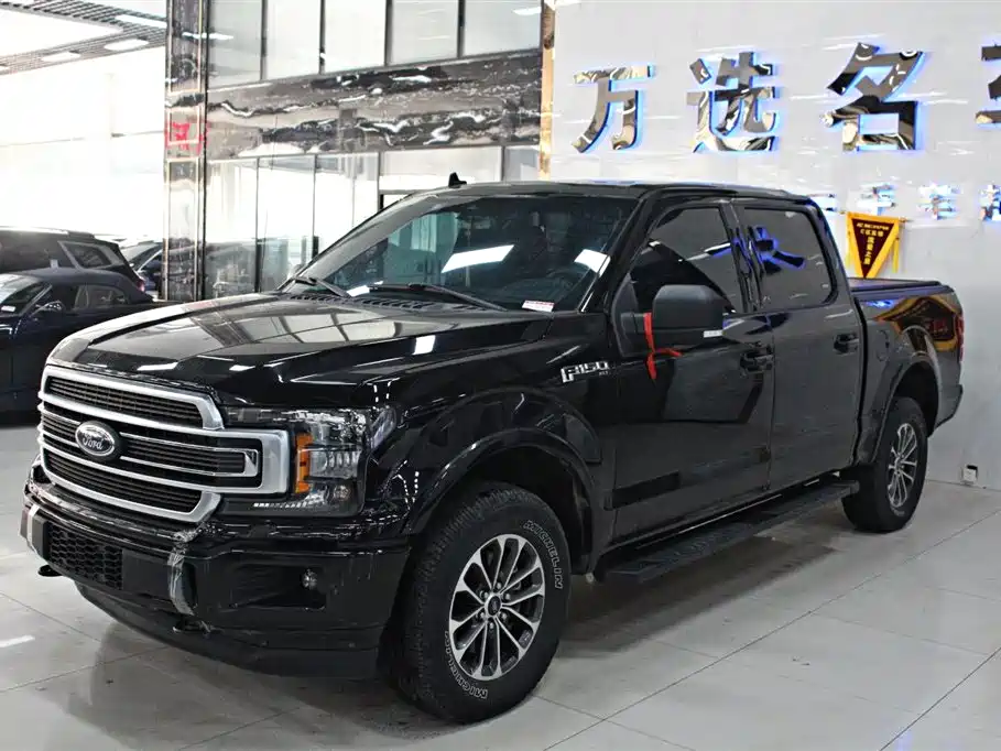 Ford F-150 Raptor 2020 — фото 1