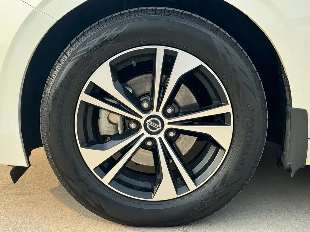 Nissan Sylphy 2021 — фото 18
