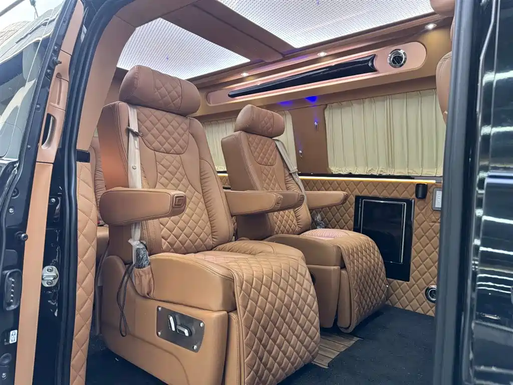 Mercedes-Benz Vito 2017 — фото 17