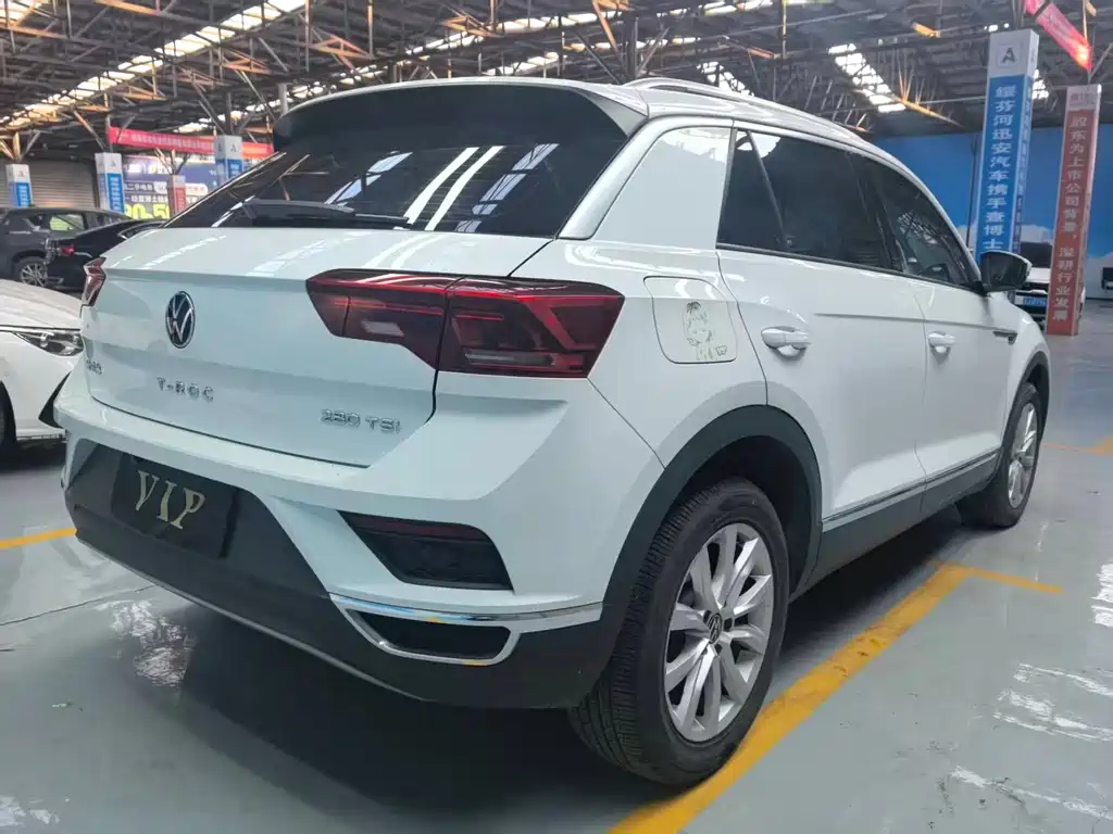 Volkswagen T-Roc 2022 — фото 4