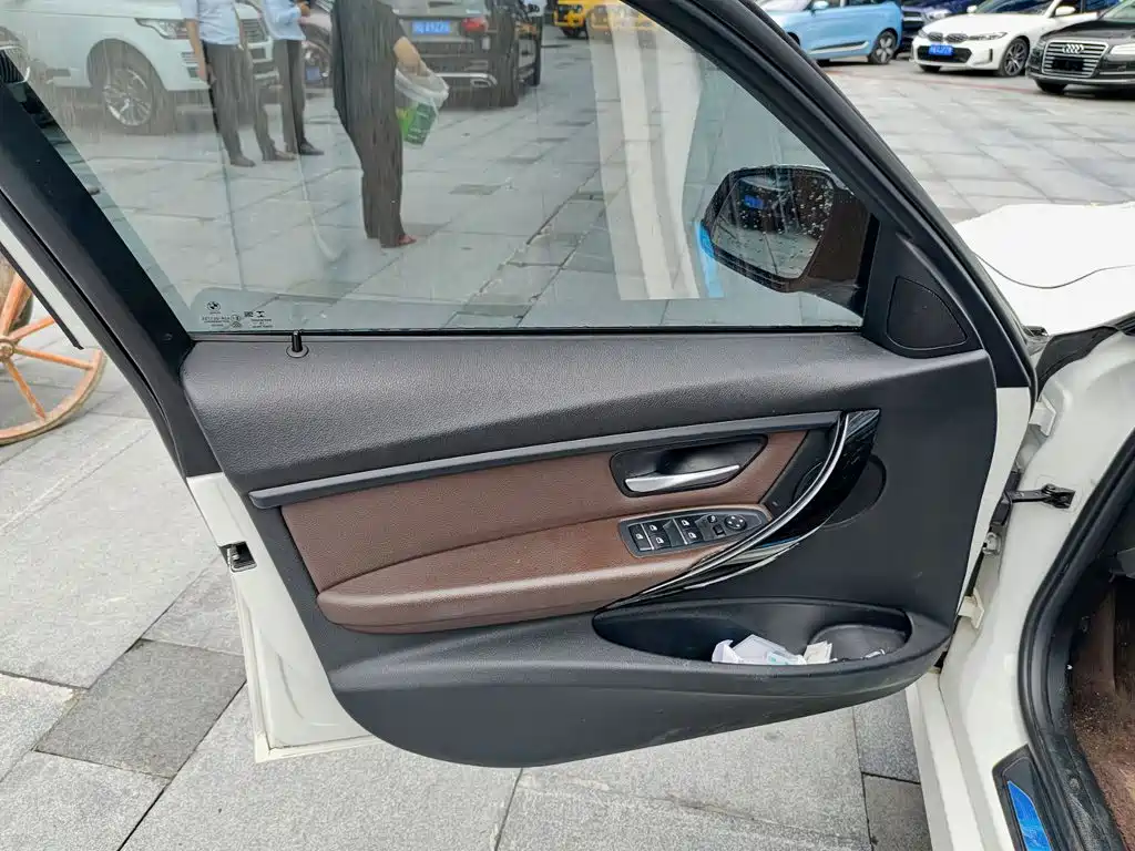 BMW 3 Series 2019