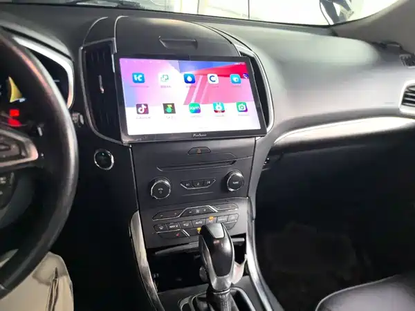 Ford Edge 2018