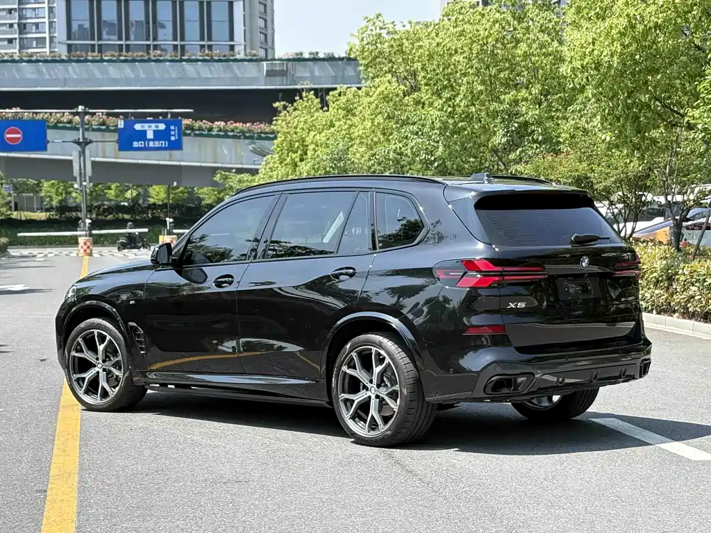 BMW X5 2024 — фото 20