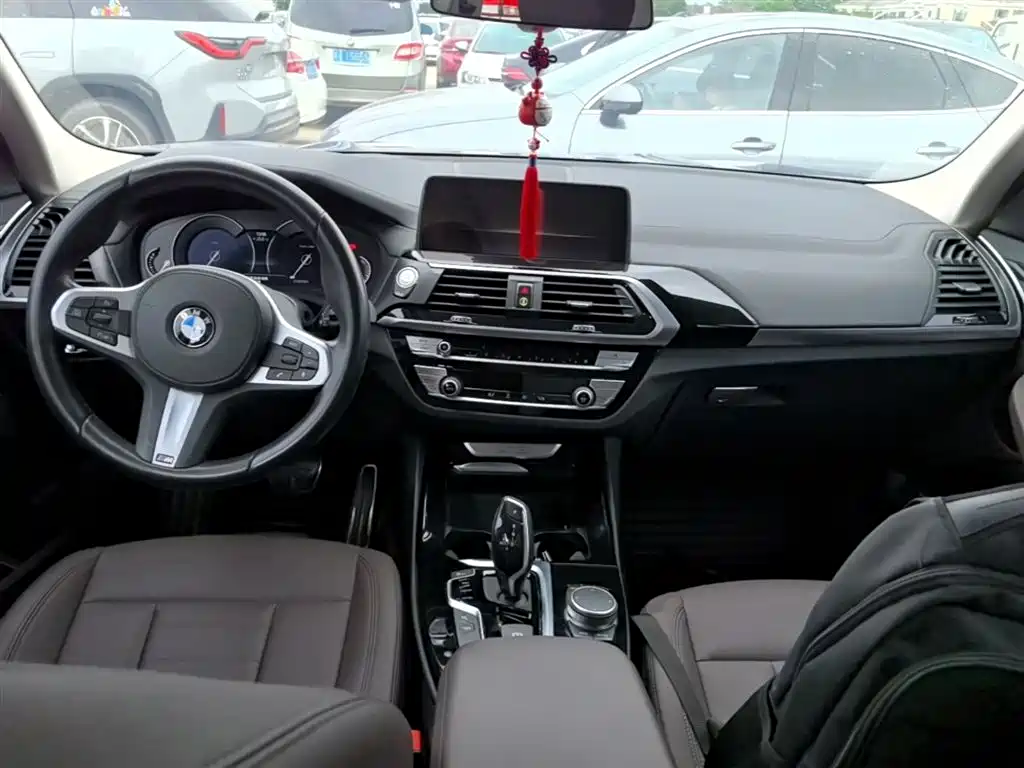 BMW X3 2019 — фото 10
