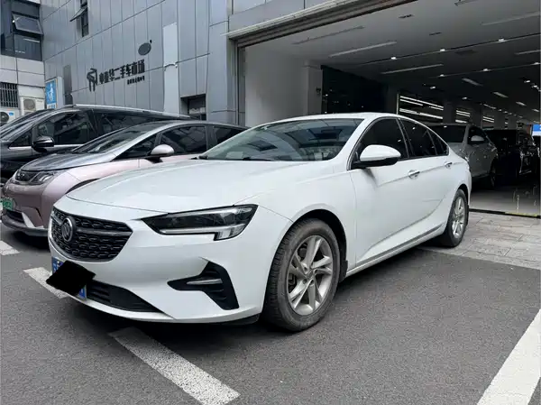 Buick Regal 2021