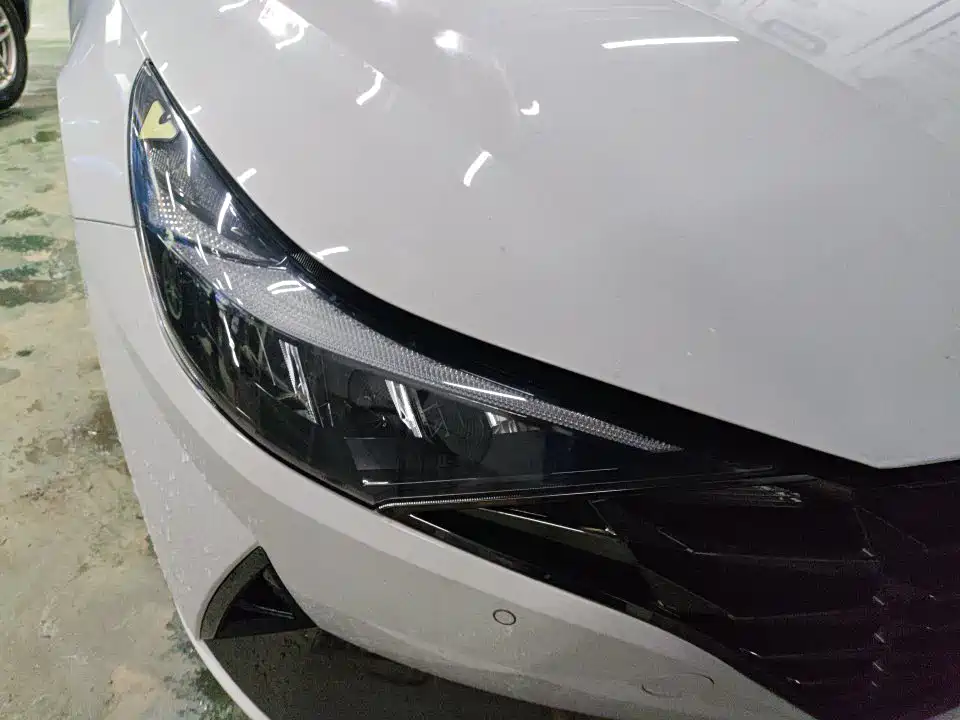 Hyundai Elantra 2022 — фото 10