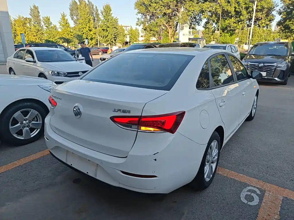 Buick Excelle 2020