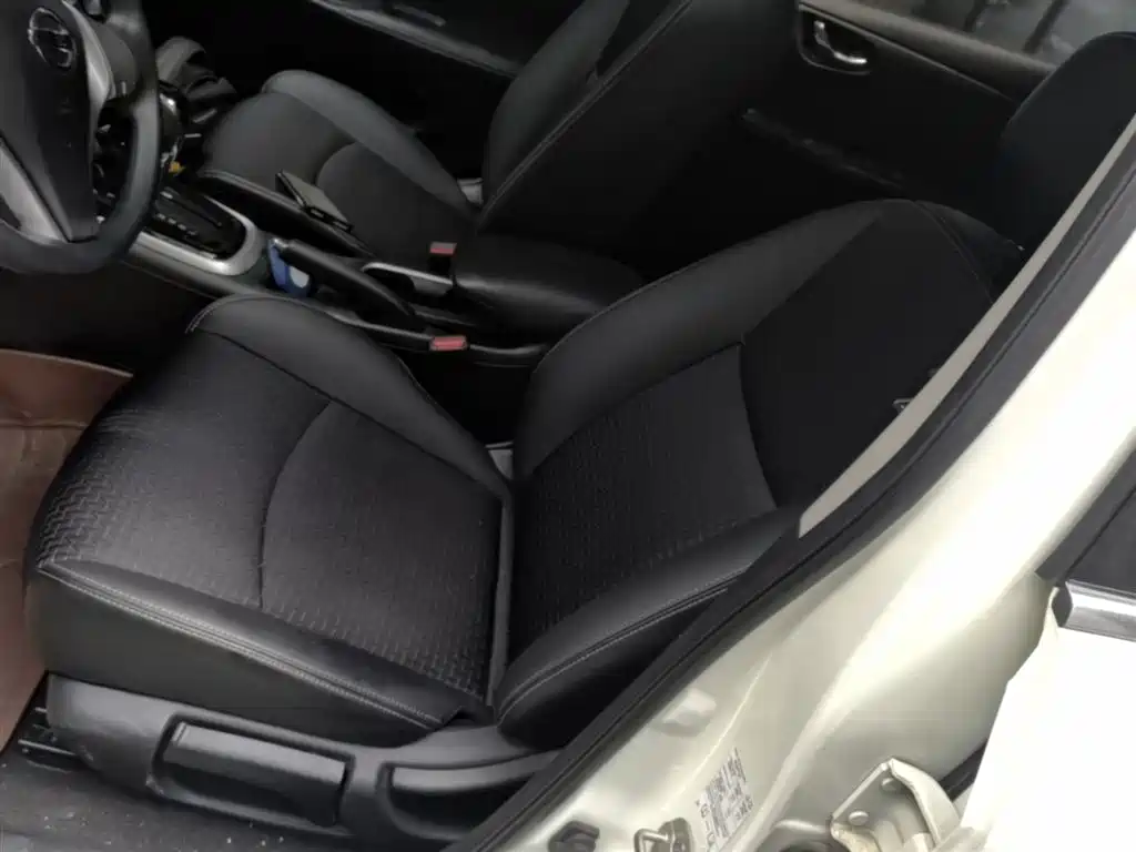 Nissan Tiida 2019 — фото 15