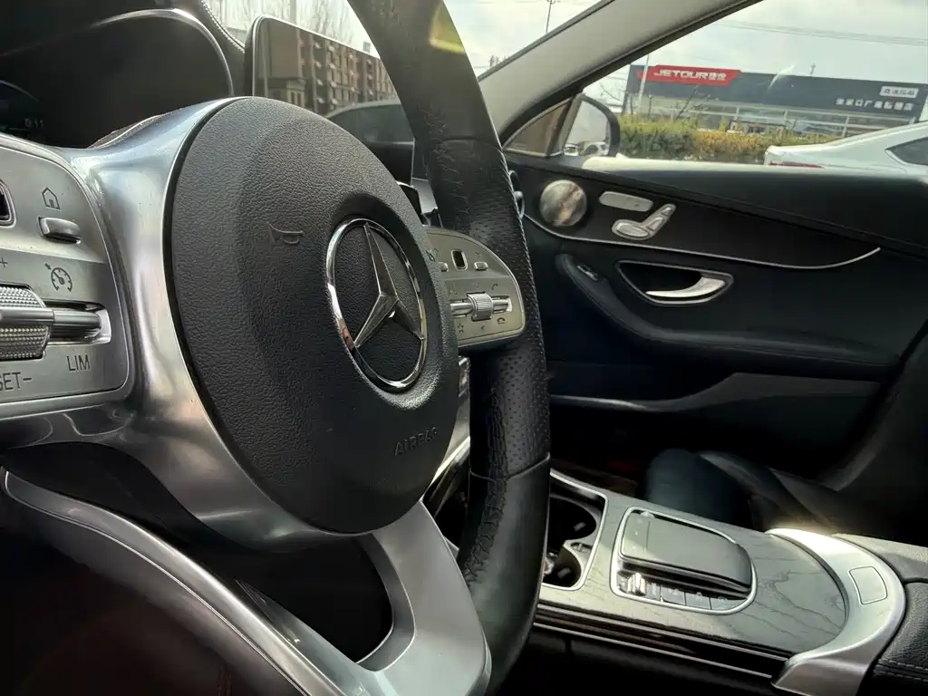 Mercedes-Benz C-Class 2021 — фото 12