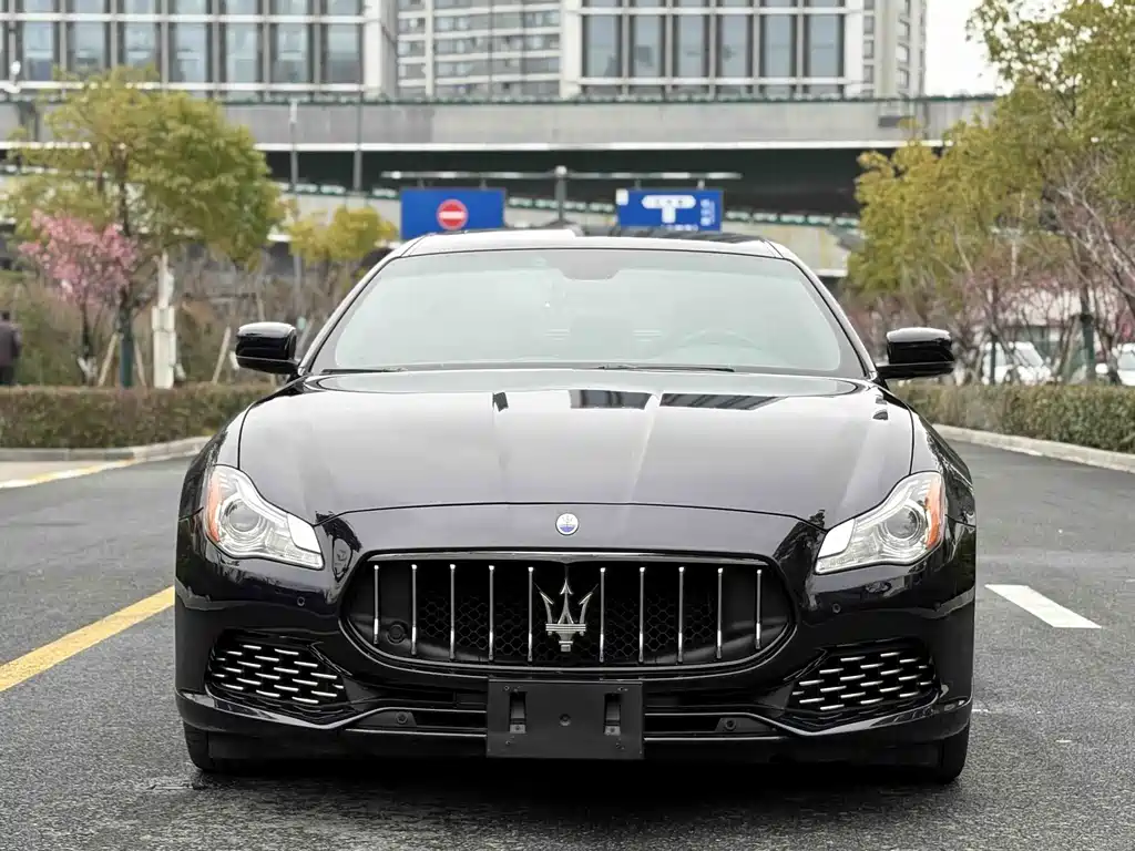 Maserati Quattroporte 2015 — фото 4