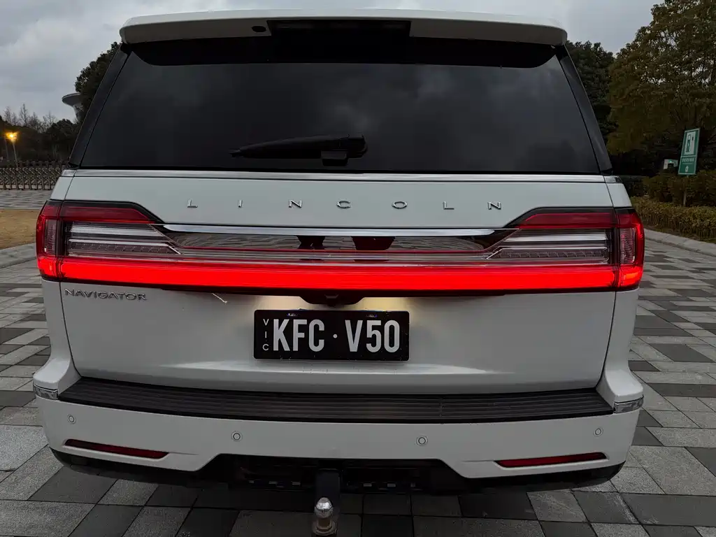 Lincoln Navigator 2020 — фото 9