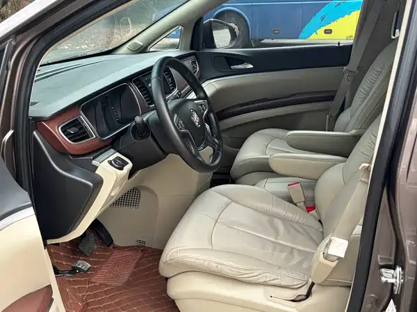 Buick GL8 2018