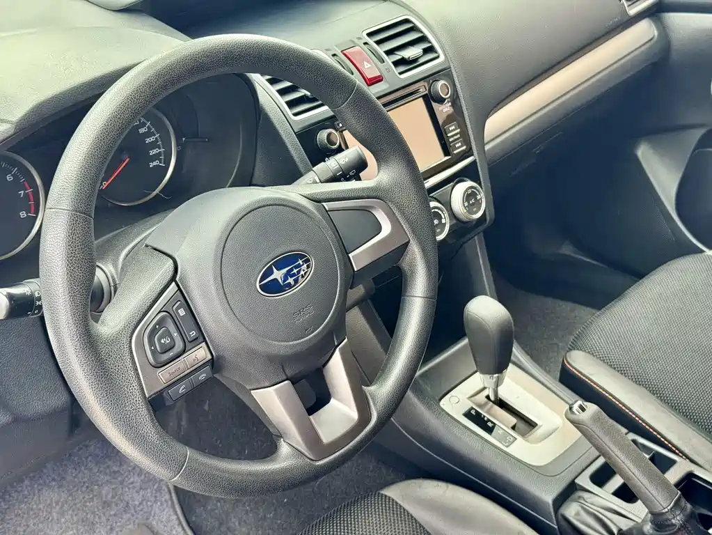 Subaru XV 2017 — фото 7